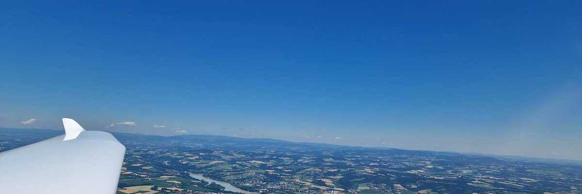 Flugwegposition um 11:33:15: Aufgenommen in der Nähe von Passau, Deutschland in 939 Meter